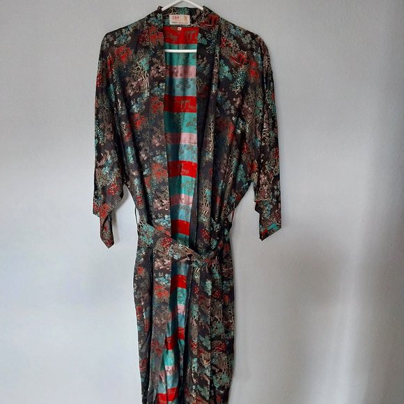 Longevity Other - Longevity Hangzhou China Vintage Brocade Asian Print Long Kimono Style Robe
